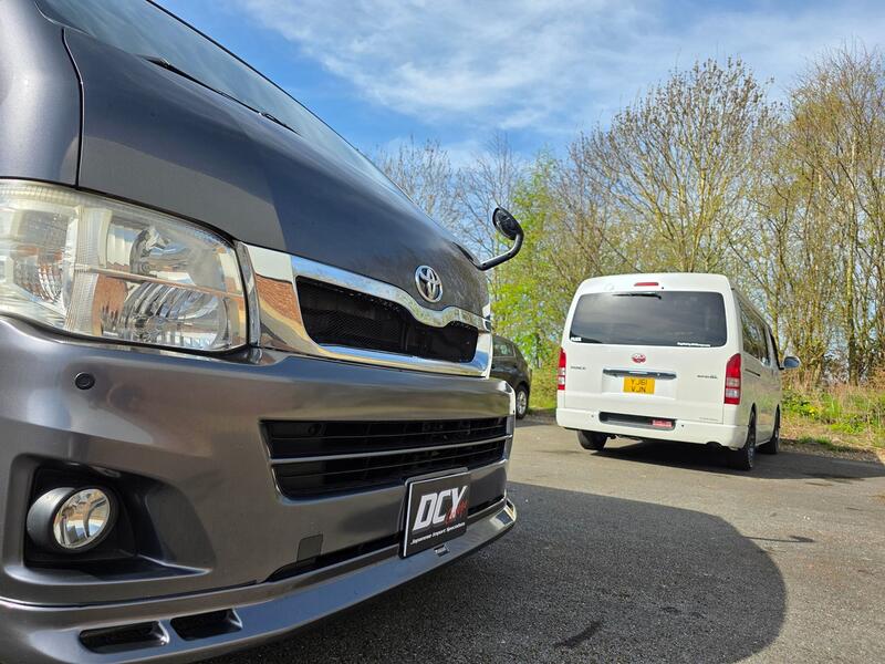 TOYOTA HIACE