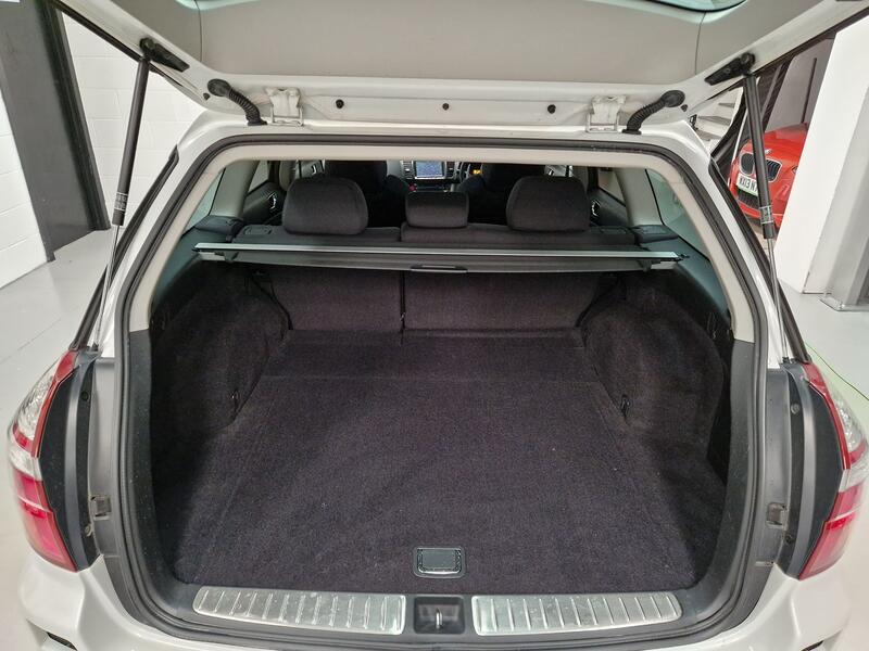SUBARU LEGACY