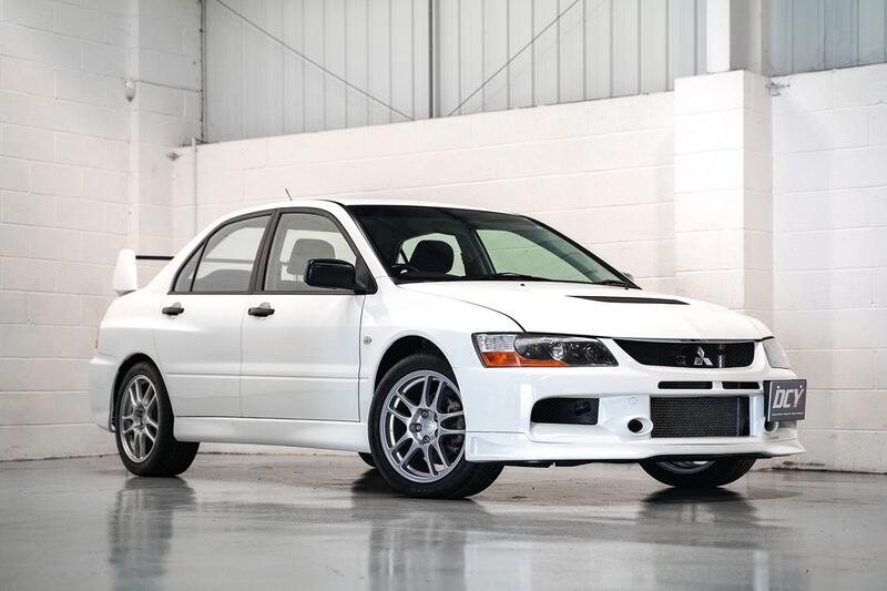 MITSUBISHI LANCER