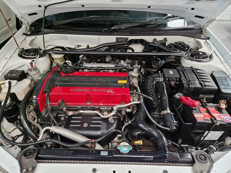 MITSUBISHI LANCER