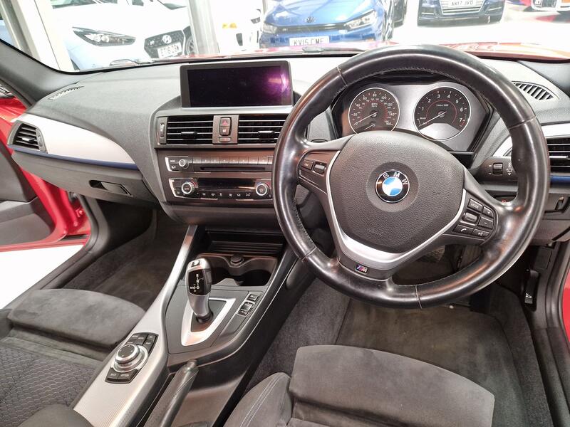 BMW 1 SERIES