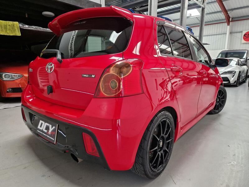 TOYOTA VITZ