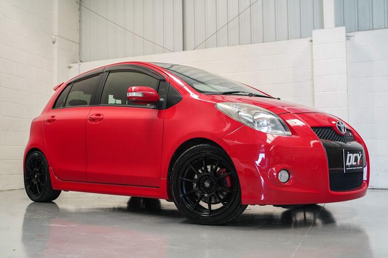 TOYOTA YARIS