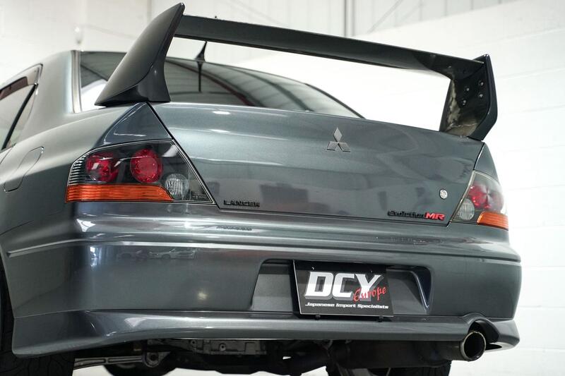 MITSUBISHI LANCER