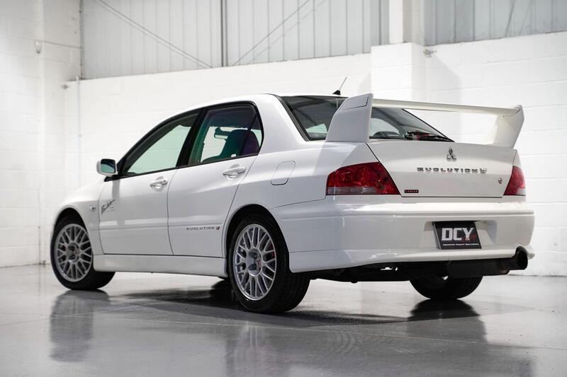 MITSUBISHI LANCER