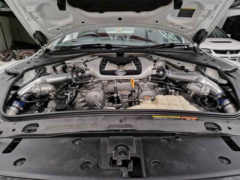NISSAN GT-R