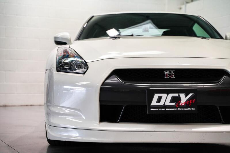 NISSAN GT-R