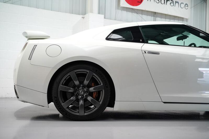 NISSAN GT-R