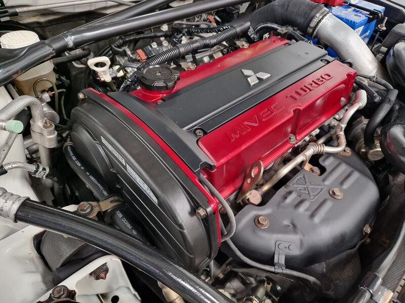 MITSUBISHI LANCER