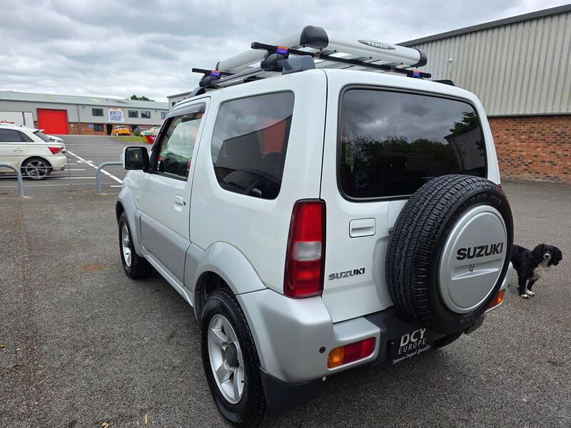 SUZUKI JIMNY