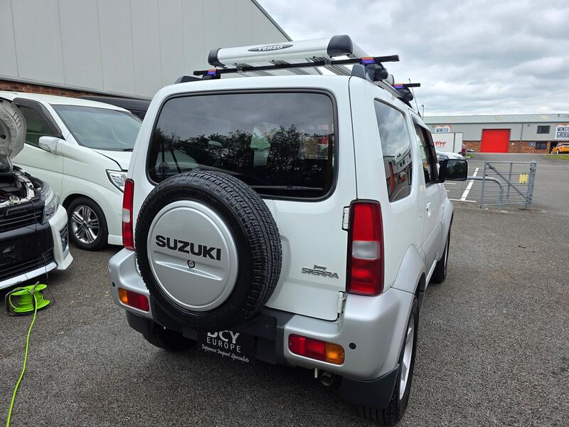 SUZUKI JIMNY