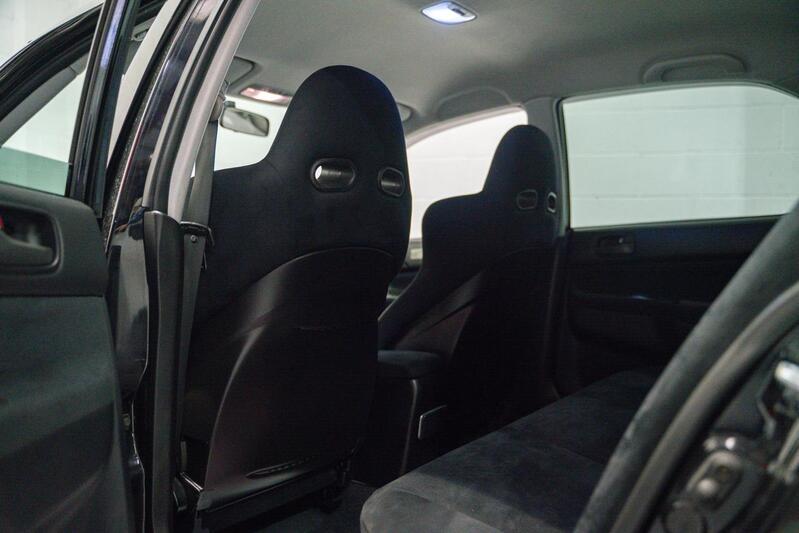MITSUBISHI LANCER