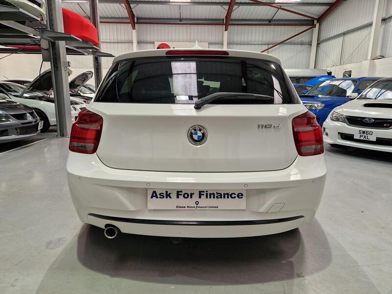 BMW 1 SERIES