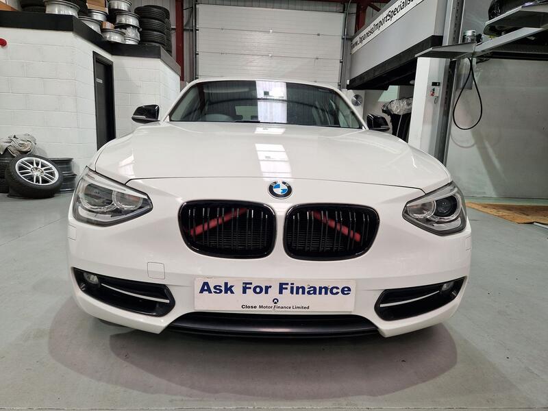 BMW 1 SERIES