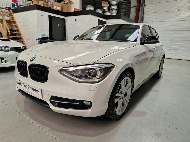 BMW 1 SERIES