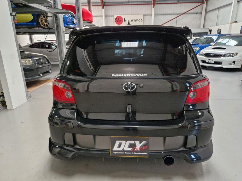 TOYOTA VITZ