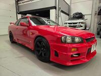 NISSAN SKYLINE