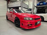 NISSAN SKYLINE