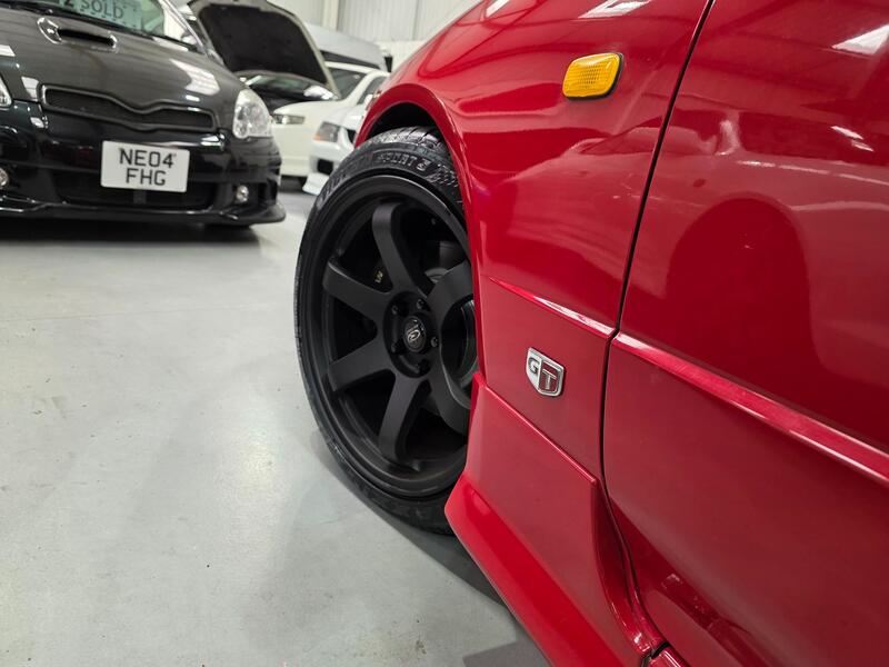 NISSAN SKYLINE