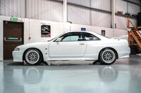 NISSAN SKYLINE