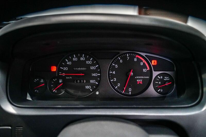 NISSAN SKYLINE