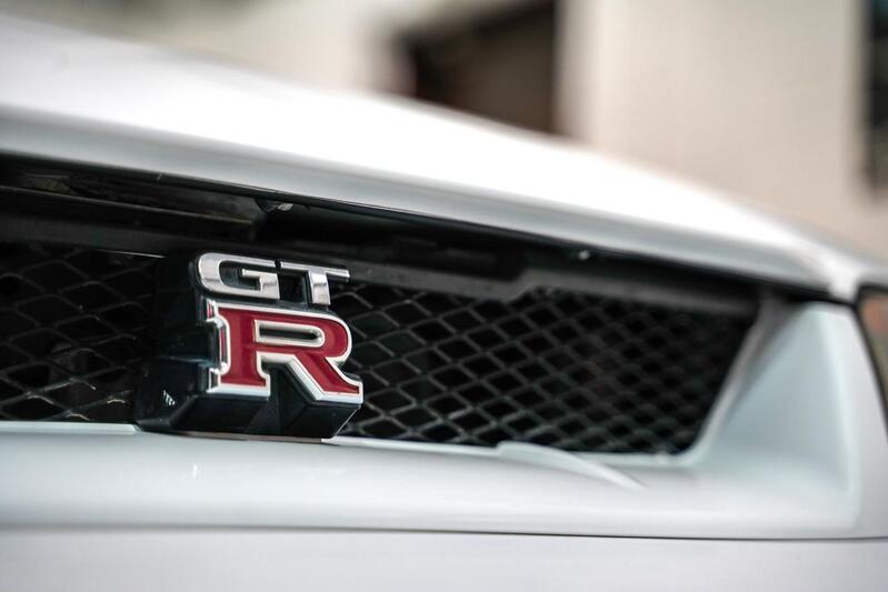 NISSAN SKYLINE