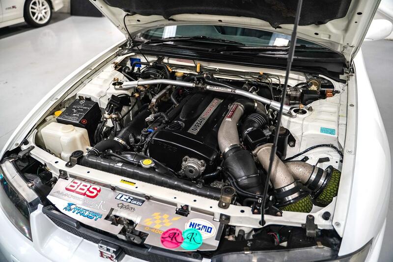 NISSAN SKYLINE