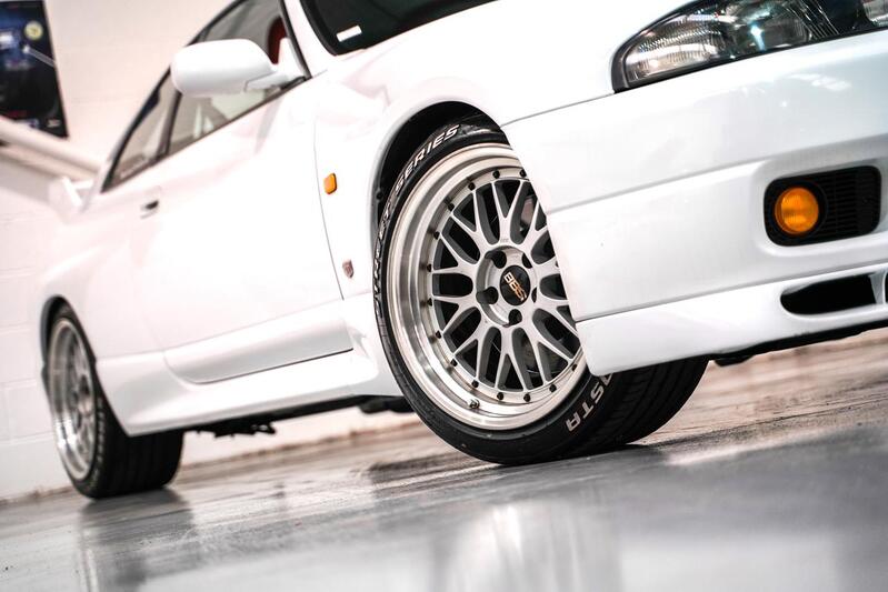 NISSAN SKYLINE
