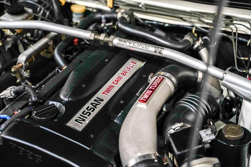 NISSAN SKYLINE