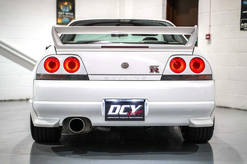 NISSAN SKYLINE