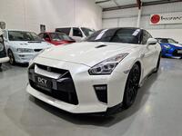 NISSAN GT-R