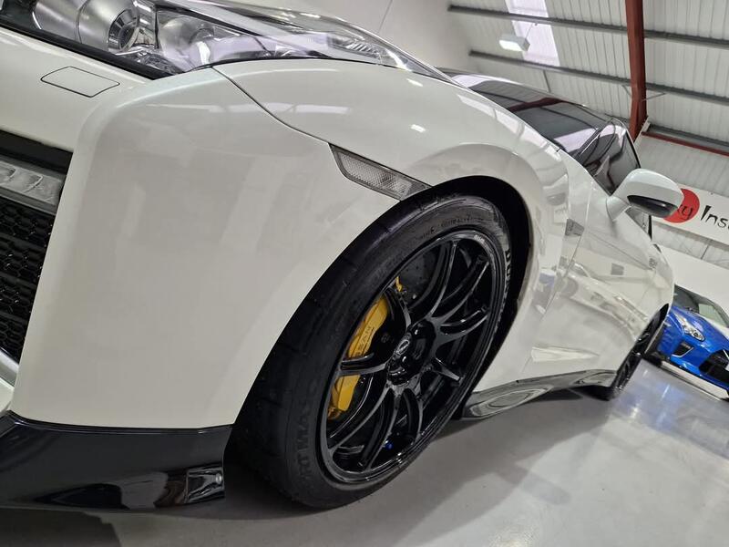 NISSAN GT-R