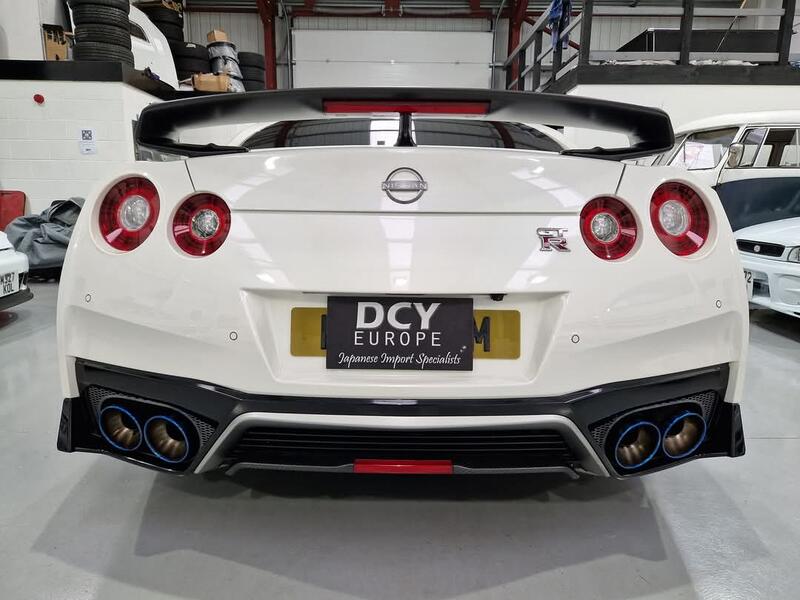 NISSAN GT-R