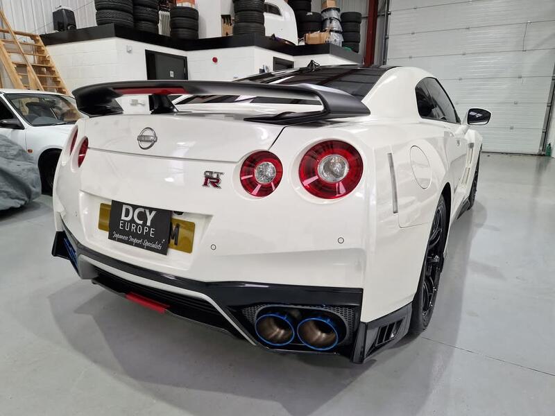 NISSAN GT-R