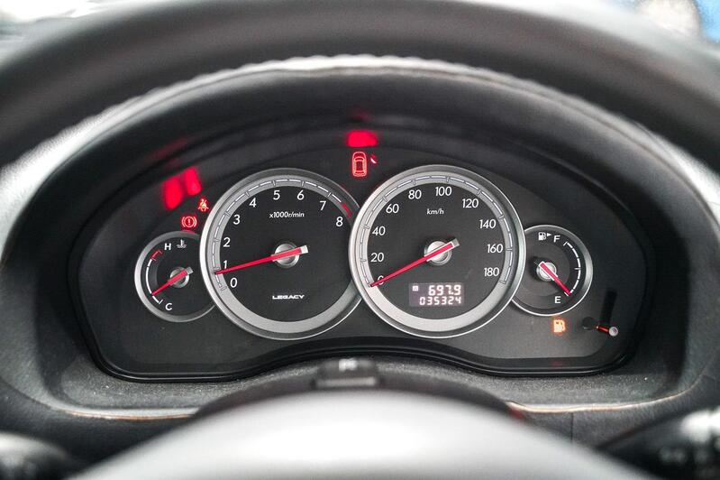 SUBARU LEGACY