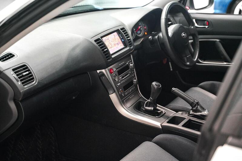 SUBARU LEGACY