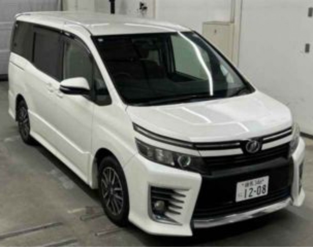 2014 Toyota Voxy