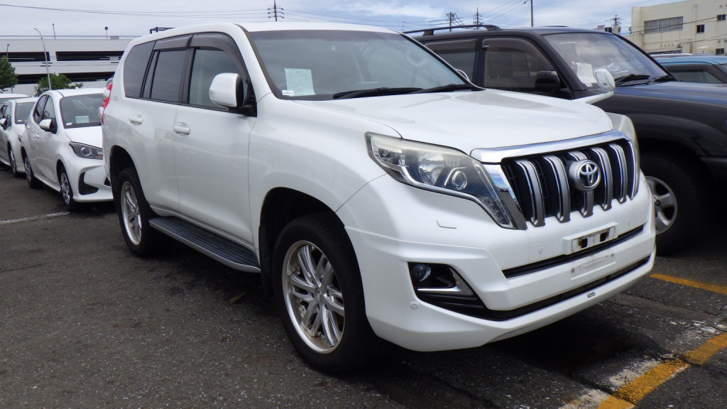 2015 Toyota LAND Cruiser